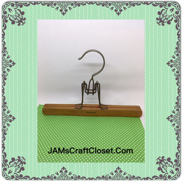Hanger Vintage Pants Wooden DIY Project 7 {{ JAMsCraftCloset }}