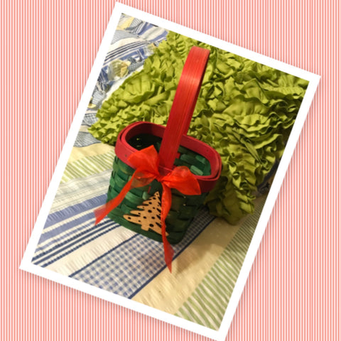 Basket Flower Girl Square Woven Wedding Accessory Table Decor Red Green Gold Tree Holiday Decor {{ JAMsCraftCloset }}