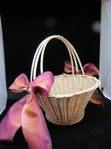 Basket Flower Girl Vintage Peach Woven Verigated Rust to Peach Bows Wedding Table Decor {{ JAMsCraftCloset }}