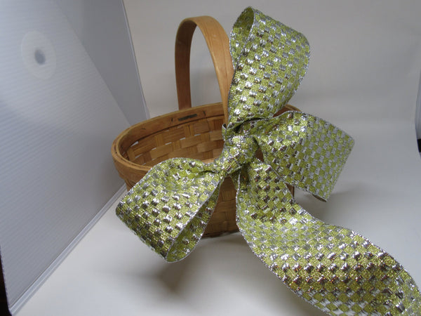 Basket Flower Girl Woven Huge Gold and Silver Bow {{ JAMsCraftCloset }}