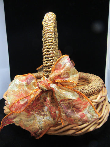 Basket Flower Girl Wedding Accessory Table Decor Vintage Natural Fall Wedding {{ JAMsCraftCloset }}