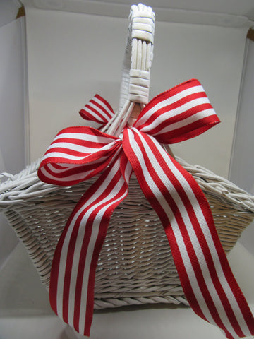 Basket Flower Girl Vintage Wicker White Red Bow Accent Wedding Accessory Table Decor {{ JAMsCraftCloset }}