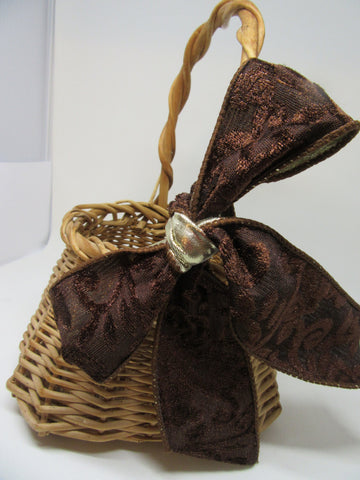 Basket Flower Girl Vintage Natural Woven Round Top Square Bottom Wedding Accessory Table Decor {{ JAMsCraftCloset }}