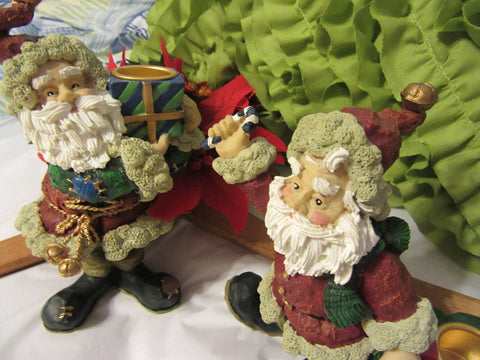 Shelf Sitters Resin Santa Figurines A Pair Vintage Holiday Candle Holders {{ JAMsCraftCloset }}
