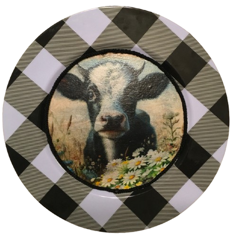 PLATE CHARGER BLACK AND WHITE PLAID PLASTIC ROUND DECOUPAGED Upcycled Repurposed Wall Art or Shelf Sitter COW FRONT FACE Kitchen Decor Home Decor Wall Art Gift WEDDING - JAMsCraftCloset