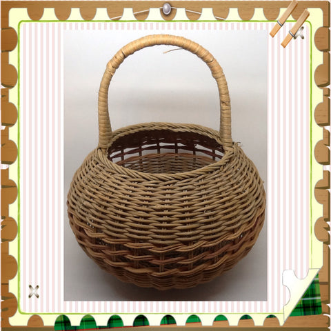 Vintage Round Handmade Woven Basket {{ JAMsCraftCloset }}
