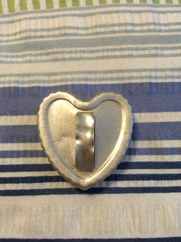Cookie Cutter Vintage Tin Crinkled HEART - JAMsCraftCloset