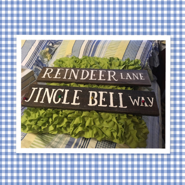 JINGLE BELL WAY Wooden Pallet Sign Holiday Christmas Decor Wall Art Gift Idea Farmhouse Country Home Decor Wall Art-Gift-One of a Kind Jar Hand Pointed HAPPY DOT flowers Cotton Ball or LED Light Holder Table Decor Bathroom Decor - JAMsCraftCloset