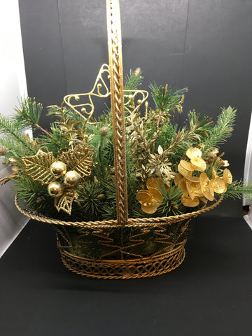 Basket Wire Christmas Vintage Gold Accents Centerpiece Gift Idea Holiday Decor - JAMsCraftCloset