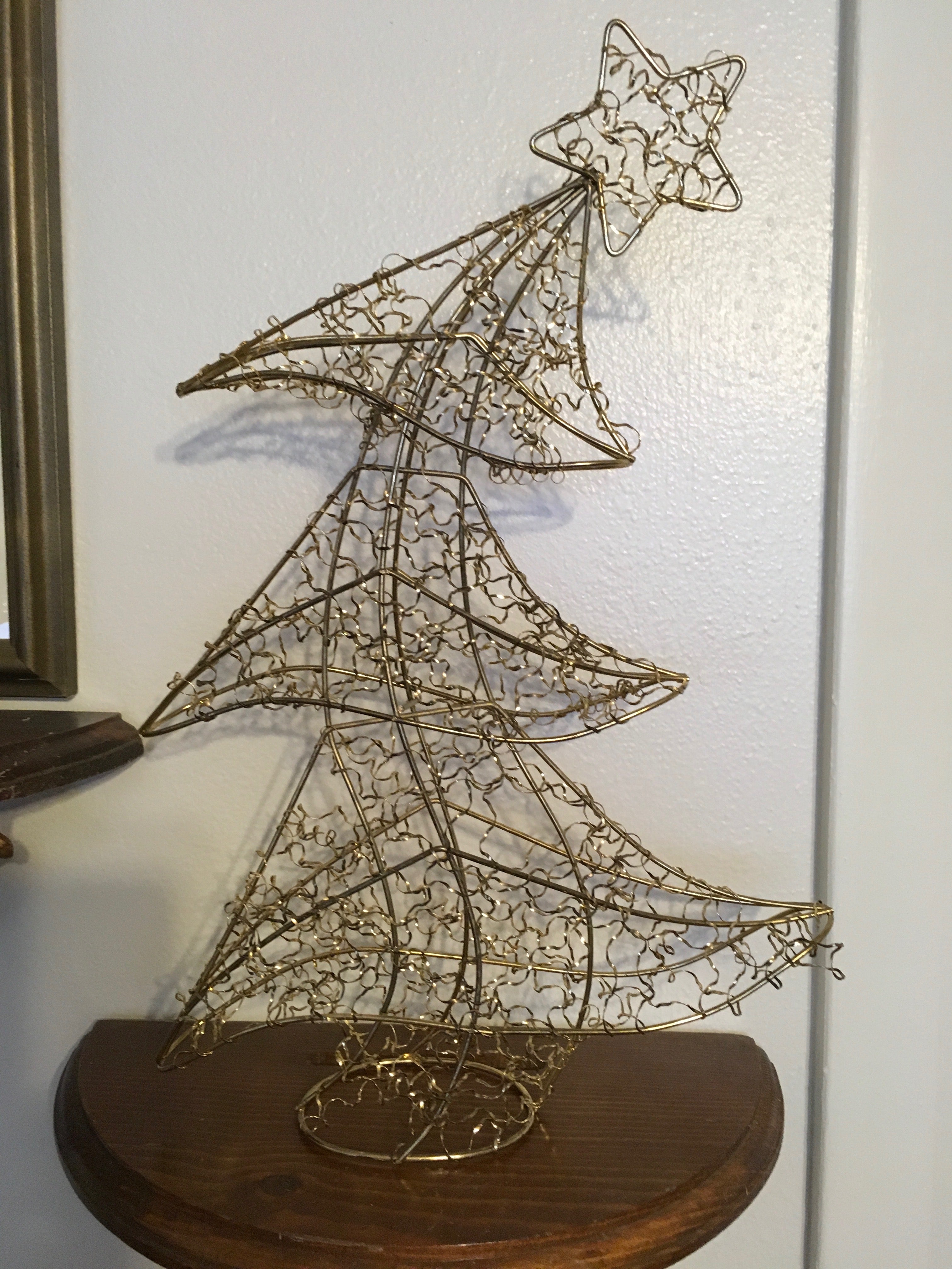 Tree Swaying Christmas Vintage Gold Wire Mesh Table Top Holiday