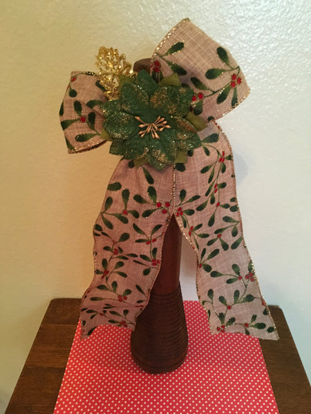 Candle Holder Bobbin Spool Vintage Upcycled Repurposed Red Green Burlap Holly Holiday Decor - JAMsCraftCloset