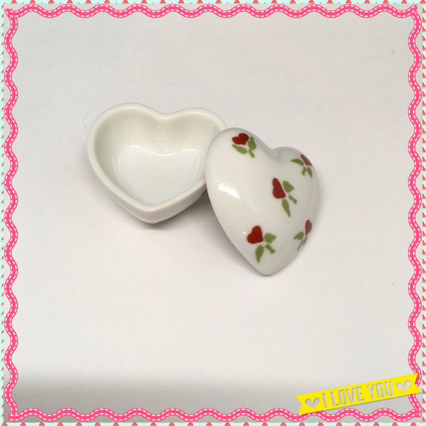 Trinket Box Heart Shaped Heart Flowers Ceramic Vintage Unique 2 x 2 x 1 Inches JAMsCraftCloset