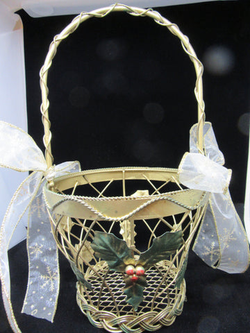 Basket Wire Christmas Vintage Gold Holly Berries Accent White Bows - JAMsCraftCloset