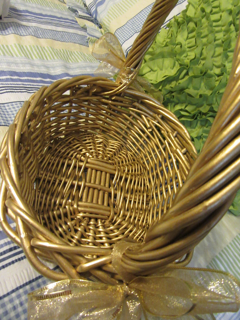 Basket Gathering Vintage Gold Woven – JAMsCraftCloset