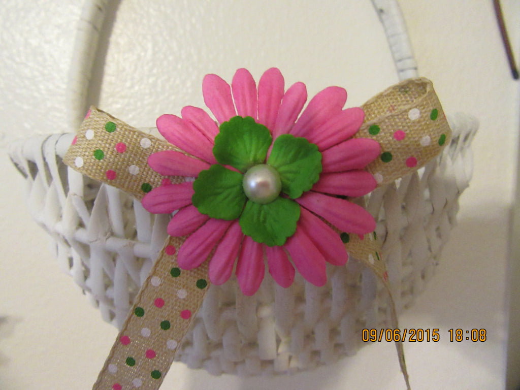 Basket Flower Girl White Wicker Wall Hanging Basket With A Burlap Bow ...