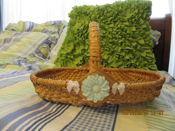 Basket Flat Flower Medium Wicker - JAMsCraftCloset