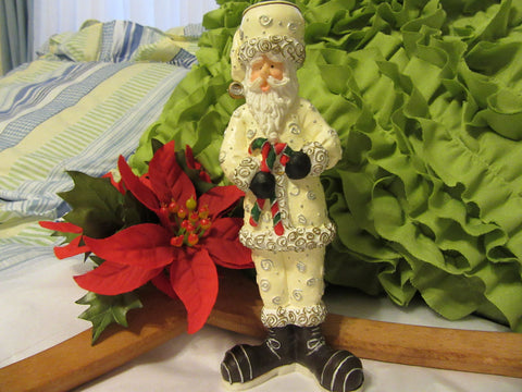 Santa Figurine Vintage Resin White Candle Holder Shelf Sitters - JAMsCraftCloset