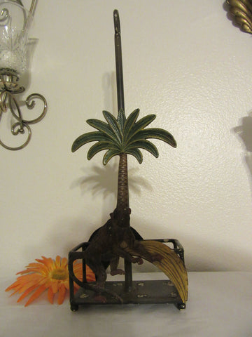 Box Monkey and Banana on Wire Box Palm Tree Vintage Country Find Salt and Pepper Holder - JAMsCraftCloset